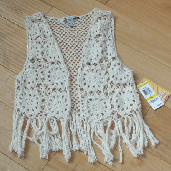 American Rag Fringed Cream M/L Vest (NWT) - Picture 1 of 4